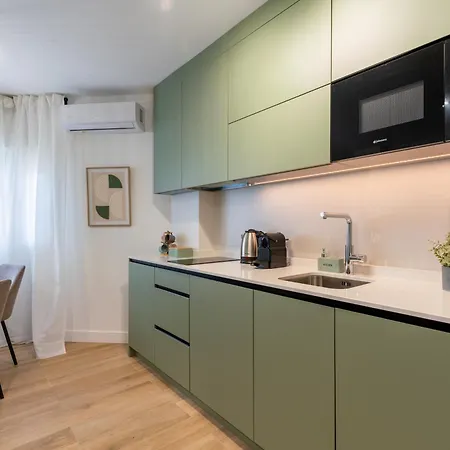 Diseno Y Comodidad En Bami 아파트 세비야